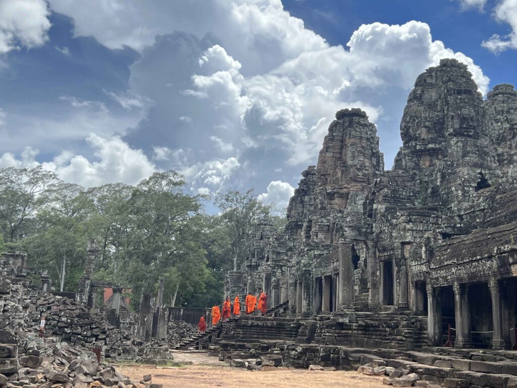 How to Ride a Bike to See Angkor Wat and Other Major Temples?